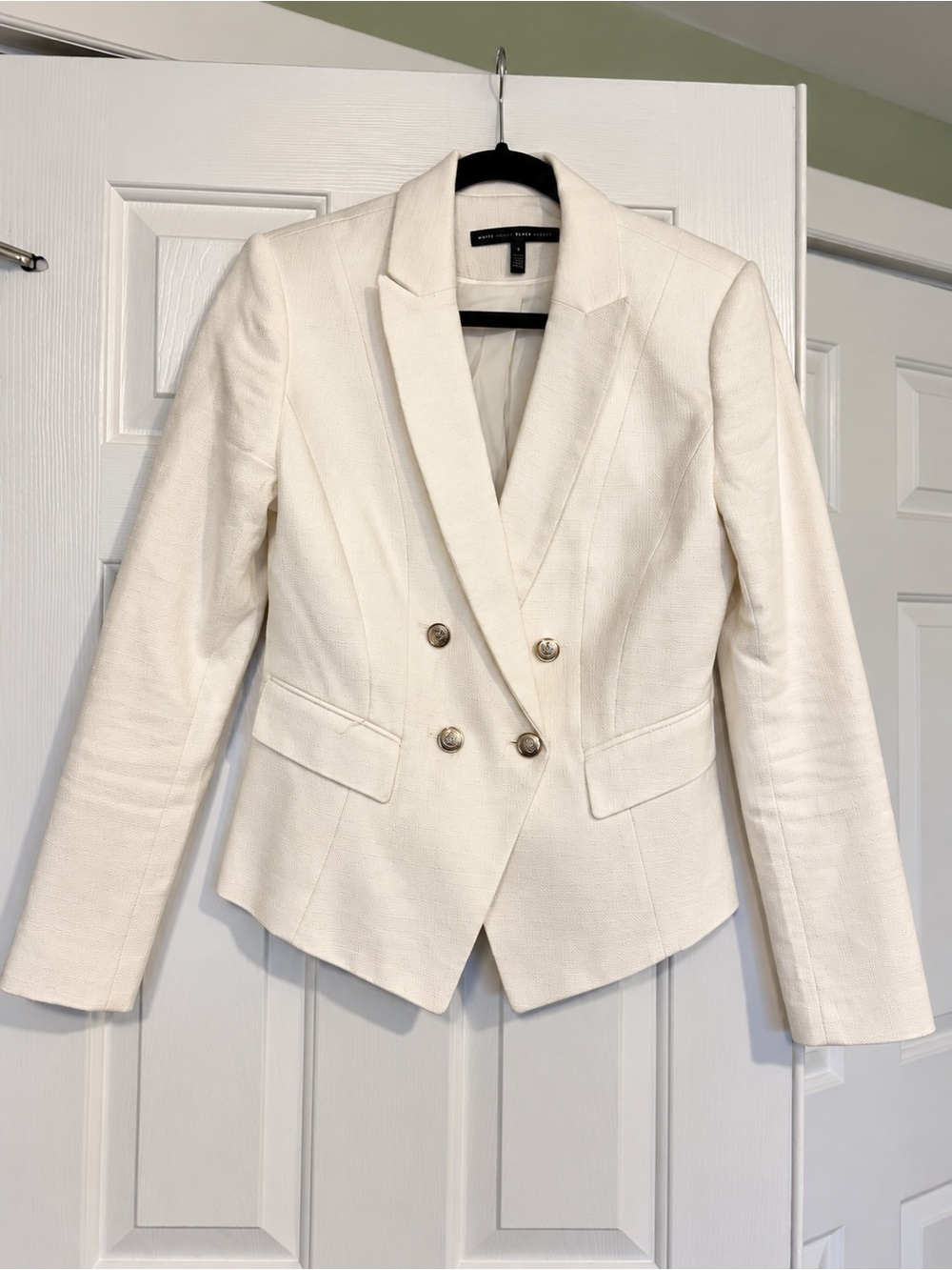 White House Black Market Ivory Textured Gold Button Blazer Size 6